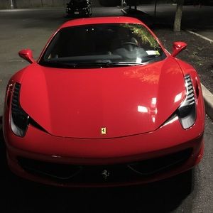 Meet your Posher, Ari